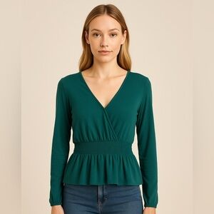 Express Teal Long Sleeve Top 🌴